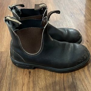 Blundstone Brown 500 boots